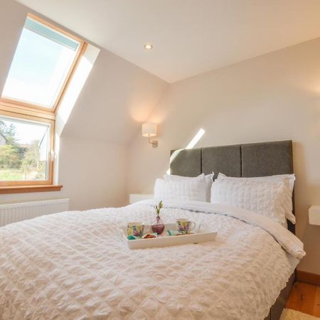 Rowan Tree Apartment - A Modern, Quiet Hideaway With Sweeping Views Across Oban Esterno foto