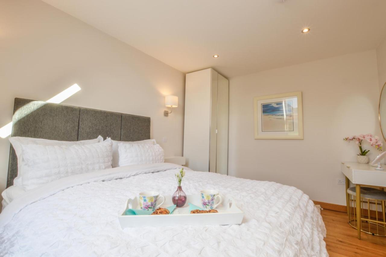 Rowan Tree Apartment - A Modern, Quiet Hideaway With Sweeping Views Across Oban Esterno foto